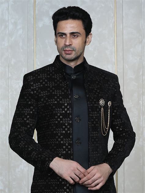 Black Velvet Embroidered Front Open Jacket Set – Laromani