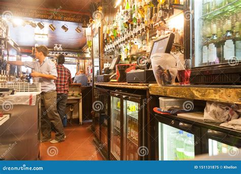 The Bar of the Lamb and Flag Public House , Rose Street, Covent Garden ...