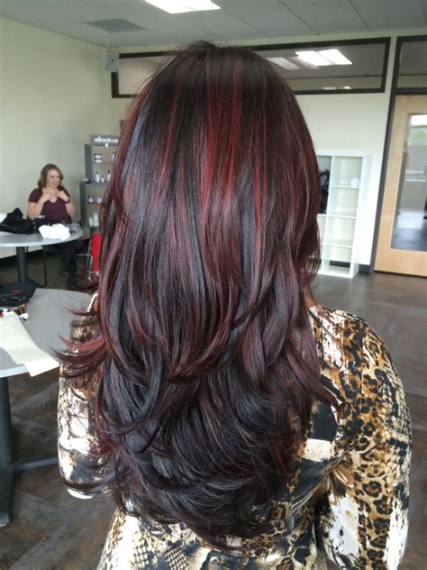 Red highlights on dark hair – Artofit
