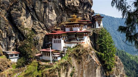 Hiking to The Tigers Nest | Paro Taktsang | Bhutan | andBeyond