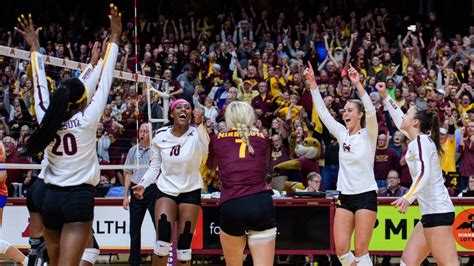 Gopher volleyball takes down No. 1 Stanford - Bring Me The News
