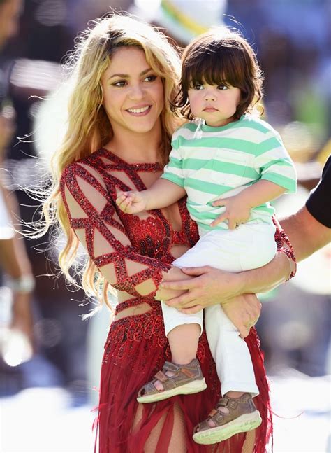 Shakira's World Cup song 'La,La,La' - Hit or Flop? Tell Us! - Rediff Sports