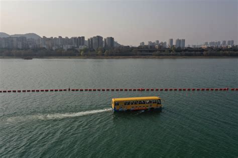 Photos Chine : véhicule amphibie au Hunan — Chine Informations