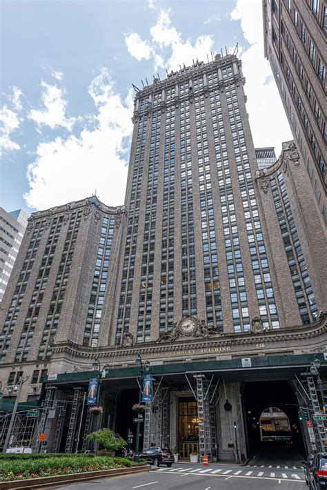 230 Park Avenue - New York Offices