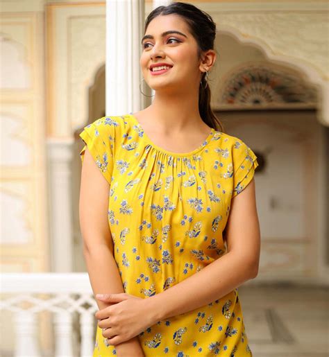 Yash Gallery Women's Floral Printed Regular Top