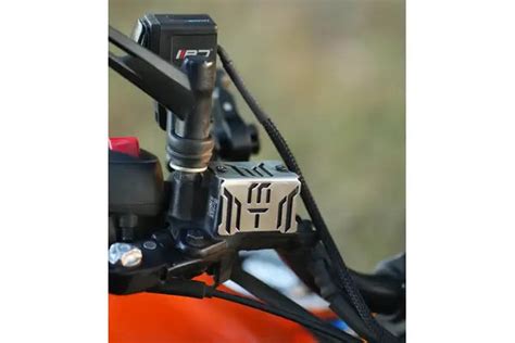 TVS RONIN - FRONT MASTER CYLINDER GUARD (SS) – Ride Adventure