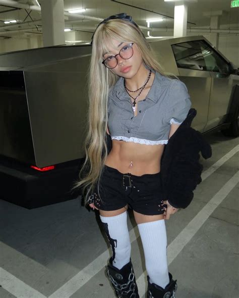 Angelicatlol - Age, Height, Net Worth, Boyfriend, Bio, Wiki, Facts