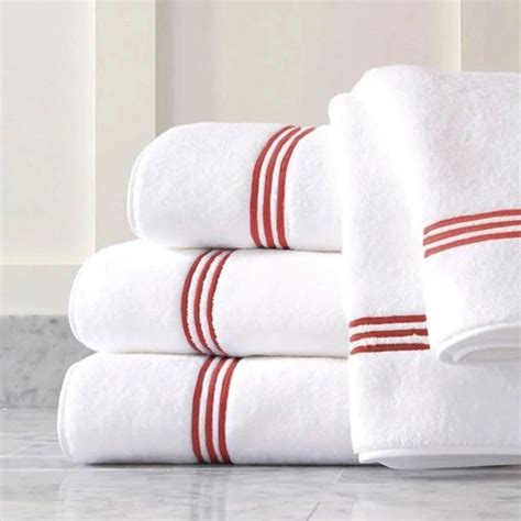 Roma White Embroidered Towel – Sohum Linen