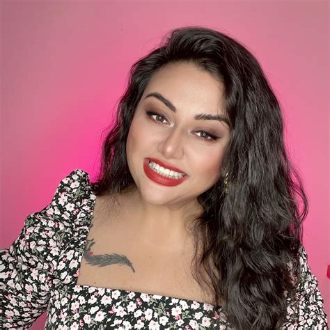 Isha R.'s Amazon Page