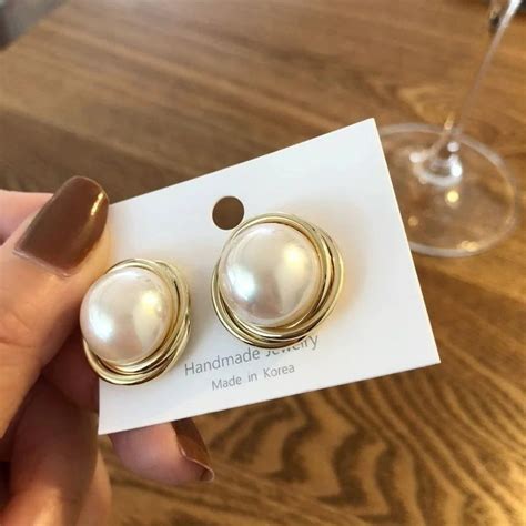 Korean new style big pearl earrings – Divnda eStore
