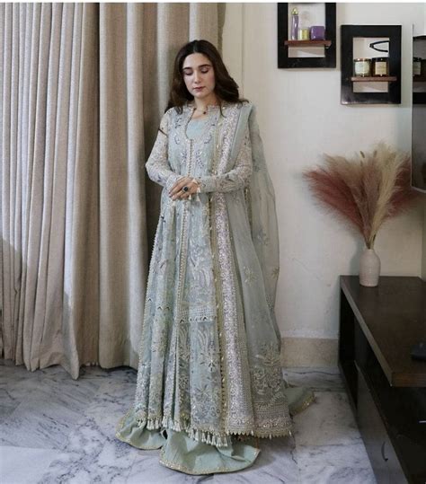 Afrozeh Dastangoi Shanzay: Sea Green Pakistani Organza Wedding Suit ...
