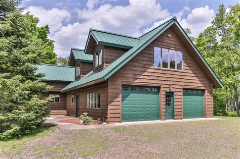 7748 Lone Pine Dr - Redman Realty Group