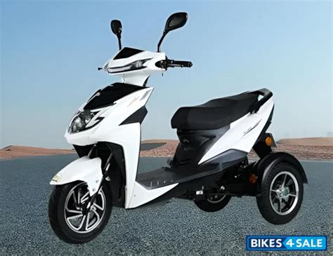 Tejas Flash price, specs, mileage, colours, photos and reviews - Bikes4Sale