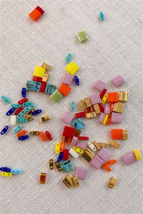 Free Tutorials Using Tila Beads 的图像结果