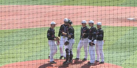 Hilltoppers Drop Series Opener to Owls