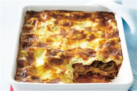 Chicken, pancetta and mushroom lasagne