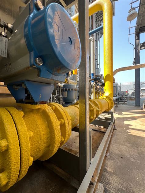 Great application with Tnemec Company, Inc. Series 971 Aerolon to ...