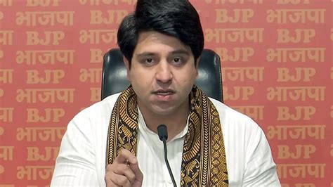 Delhi blast: Congress MP's 'misguided' remark sparks fury; BJP calls ...