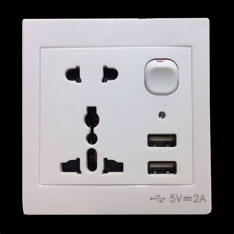 USB Plug Socket 的图像结果