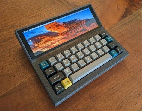 This diy pocket computer will make you feel like a cyberpunk hacker ...