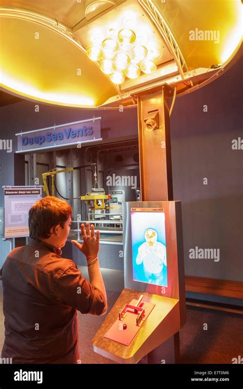 Science Center 的图像结果