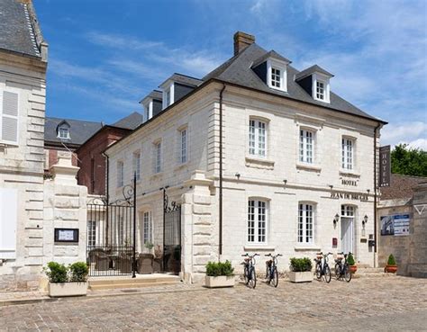 HOTEL JEAN DE BRUGES (St Riquier) - Inn Reviews, Photos, Rate ...