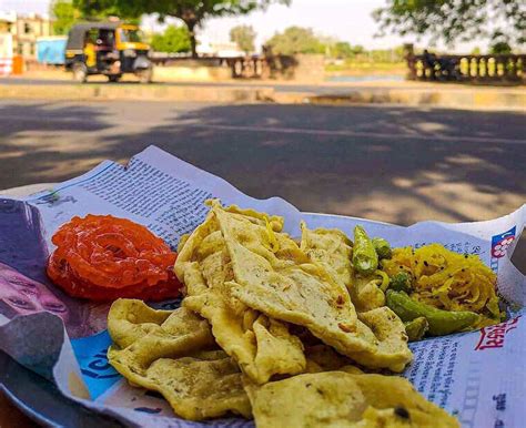 7 Must Try Street Food Dishes On Your Next Trip To Gujarat