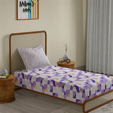 Buy STELLAR HOME Lilly Cotton 104TC Printed 2Pcs Single Bedsheet Set ...