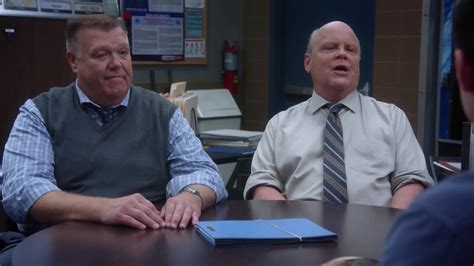 Brooklyn Nine-Nine: Why Fans Loved Hitchcock And Scully