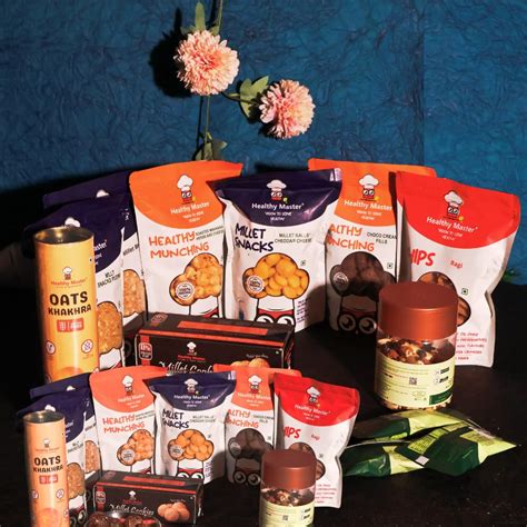 Healthy Master Family Healthy Snacks Combo of (Makhana Herbs,Ragi chips ...