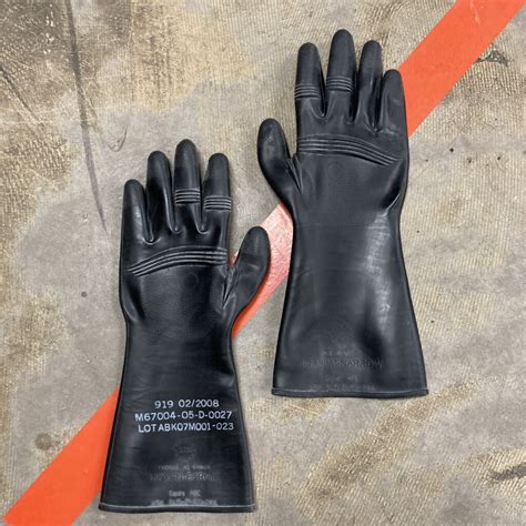 Genuine Issue Protective Gloves - Military and Army Surplus