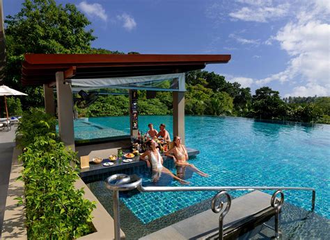 Swim Up Pool Bar In Phuket | Chiva Bar @ Avista Hideaway Resort