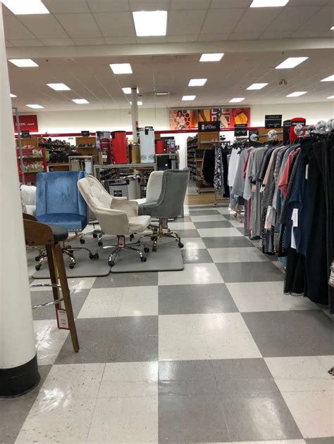 T.J. Maxx in 461 Arena Hub Plaza, Wilkes-Barre Township, PA 18702, USA