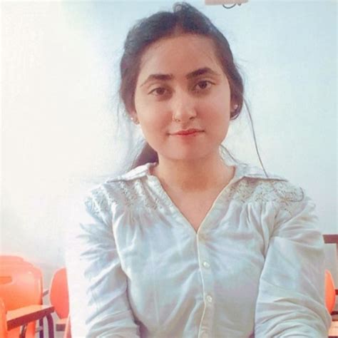 Sabina - English teacher in Aligarh - ₹400/h