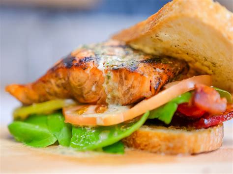 Grilled Salmon Sandwich Recipe | Bbqbeach.com.hk