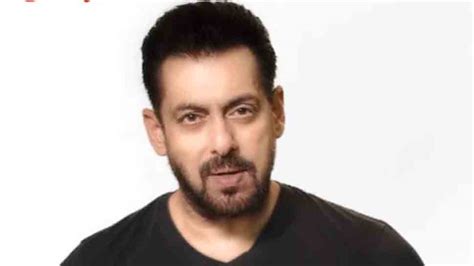 Escaype Live: Salman Khan sends wishes to Waluscha De Sousa | People ...