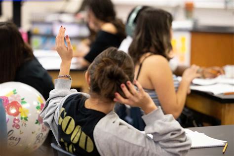 Basically everyone agrees Texas teachers need a raise. The question is ...