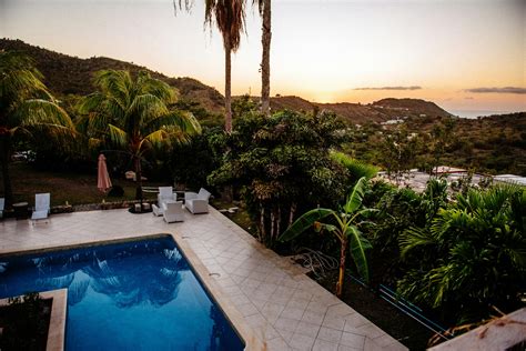 Swimming Pool Images. Free 的图像结果