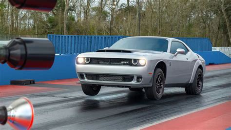 Dodge Challenger SRT Demon 170 chega aos 1.040 cv com ajuda do etanol