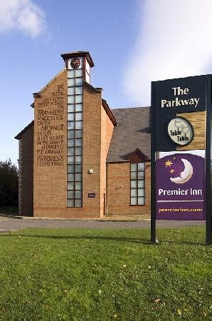 PREMIER INN GUILDFORD NORTH (A3) HOTEL (Surrey) - Hotel Reviews, Photos ...