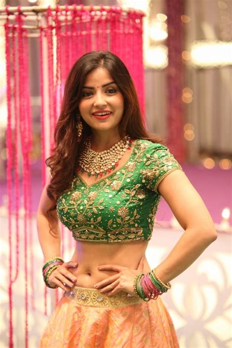 Kashmira Shah Latest Photoshoot Stills.