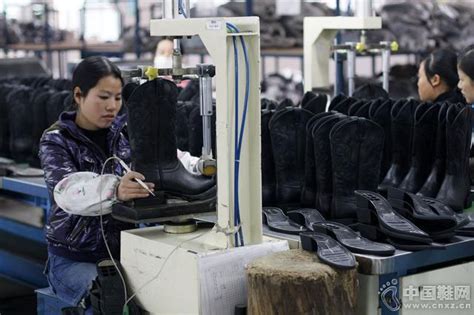 吴振营：延续温州鞋业基因 打造“实丽派”女鞋
