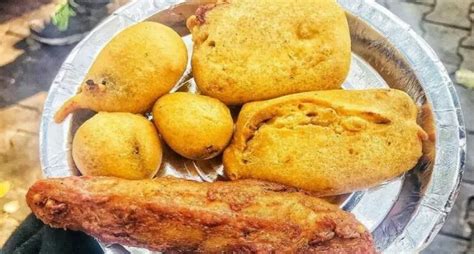 Khandani Pakode Wala, Sarojini Nagar | WhatsHot Delhi Ncr