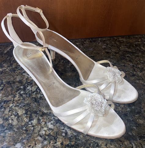 Vera Wang Wedding Shoes Vera Wang Satin Bow Gem