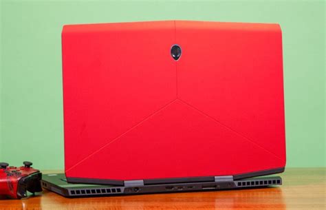 Image result for Alienware M17 R4 vs Area 51