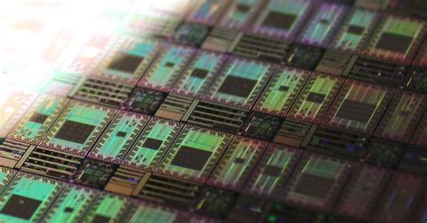 First Quantum Computer in World 的图像结果