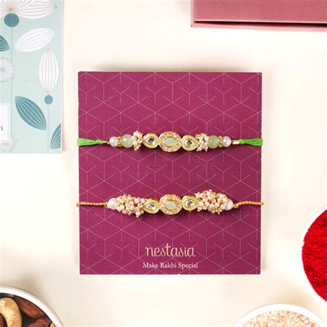 Elegant Green Kundan Rakhi Hamper For Bhaiya Bhabhi Online - Premium ...