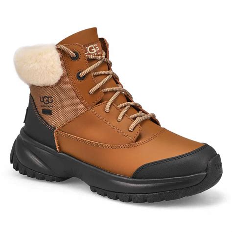 UGG Women's Yose Fluff V2 Winter Boot - Chest | SoftMoc.com