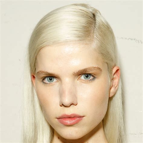 Airtouch, la tecnica di schiaritura capelli made in Russia, che ha conquistato i social e che ...