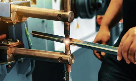 Using a Spot Welding Machine 的图像结果